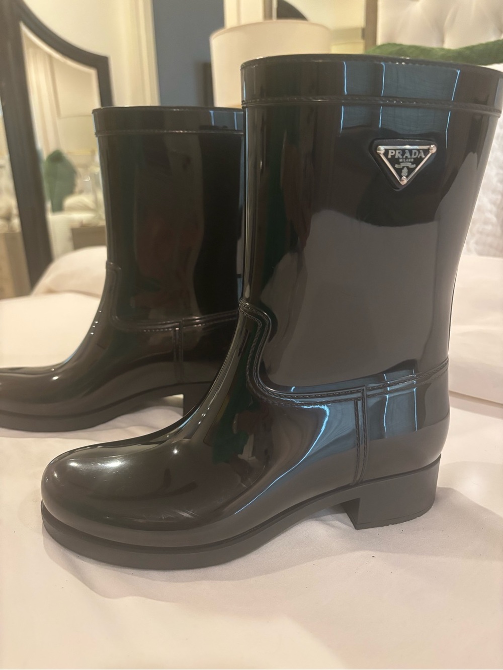 Prada Black Patent Mid Calf Rain
Boots SZ 38 - Picture 5 of 17